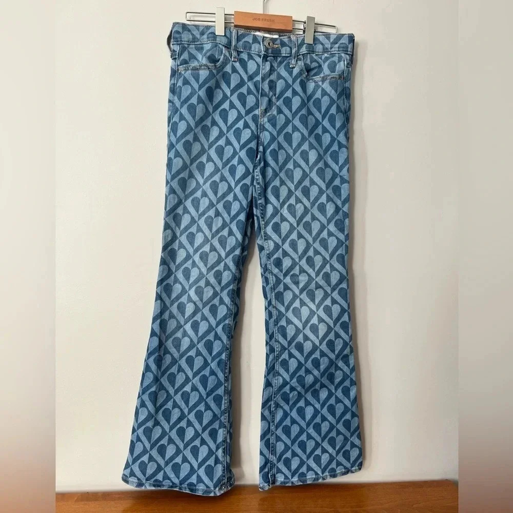 Abercrombie Kids High Rise Flare Heart Pattern Jeans | 13/14 Short